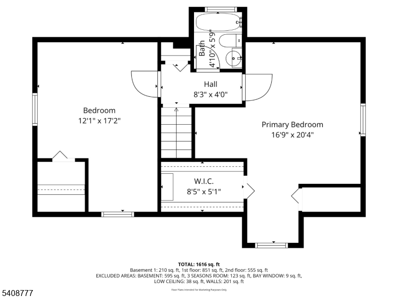 Main image without alt text