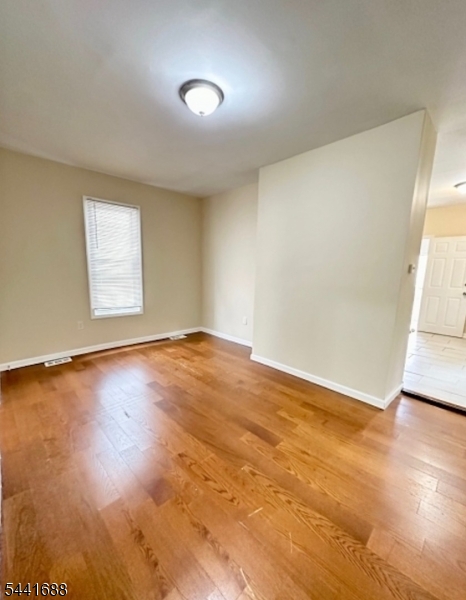 Photo 1 of 19 — 447 S 17Th St, Newark City, NJ 07103