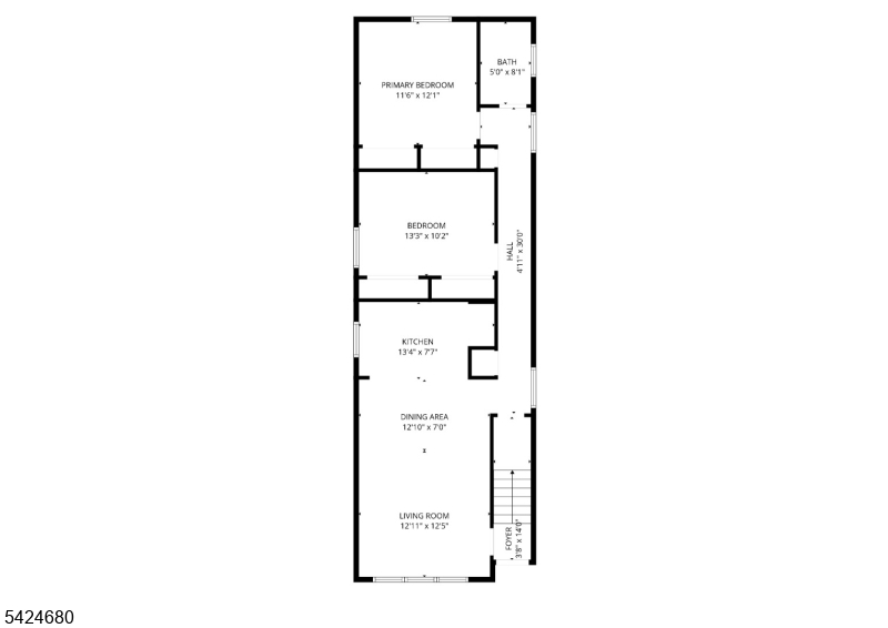 Main image without alt text