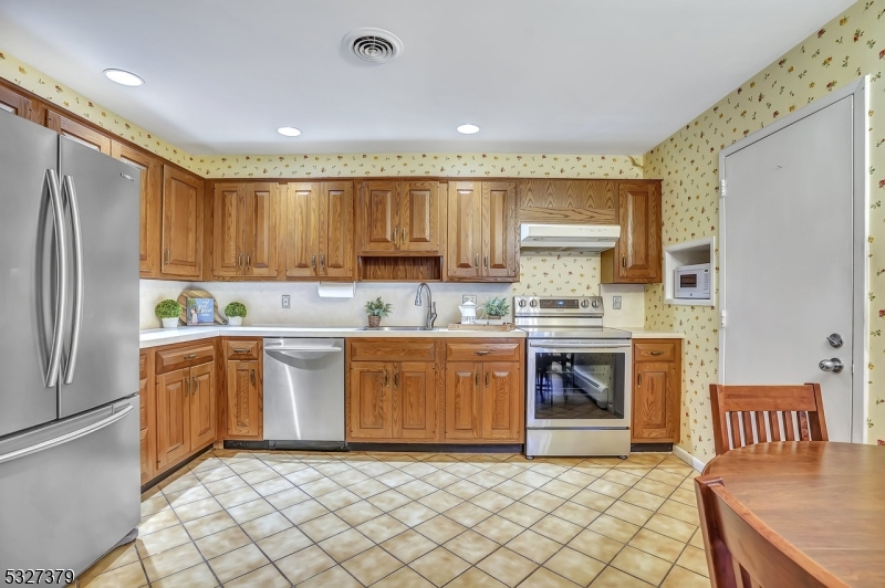 Spring Meadows - Residential