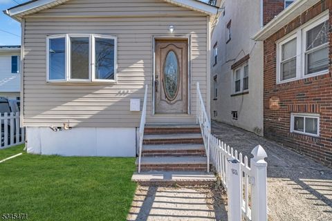 192 E Albert St, Rahway City, NJ 07065 - MLS#: 3952034