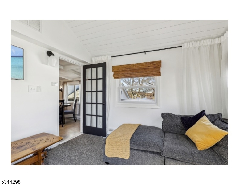 Mount Arlington Boro, New Jersey 07856, United States, 2 Bedrooms Bedrooms, ,1 BathroomBathrooms,Residential,Active,93201