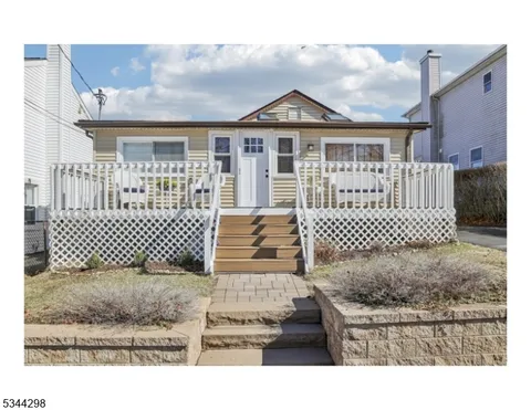 28 Willow St, Mount Arlington Boro, NJ 07856 - MLS#: 3952152