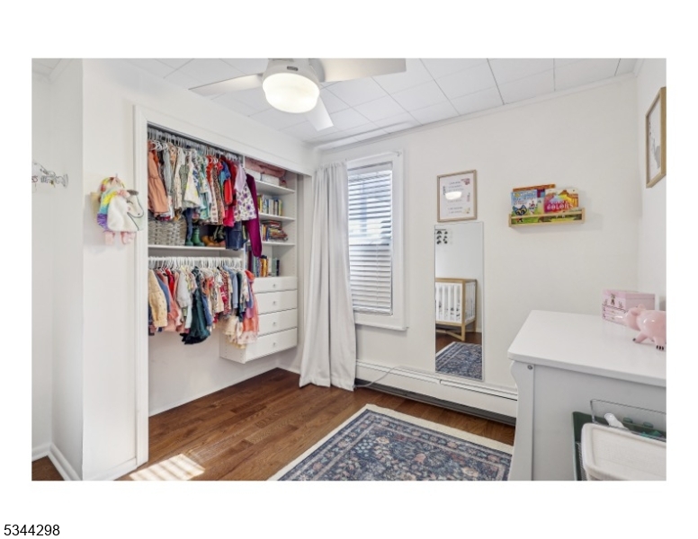 Mount Arlington Boro, New Jersey 07856, United States, 2 Bedrooms Bedrooms, ,1 BathroomBathrooms,Residential,Active,93201