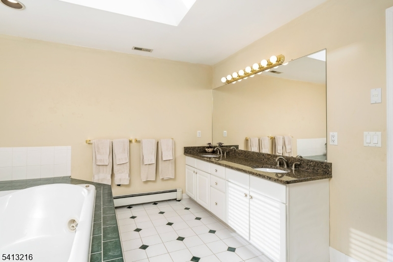 Stony Brook - Residential