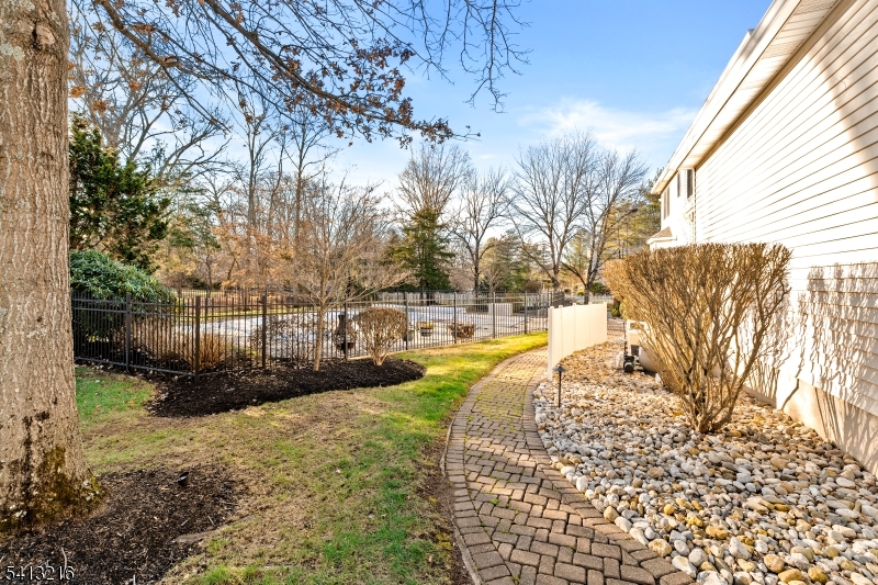 Stony Brook - Residential