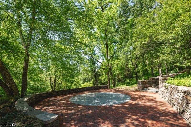 Bernardsville Mountain - Residential