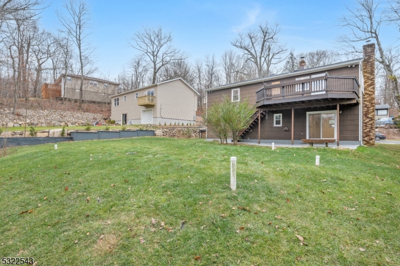 BARRY LAKES - Residential