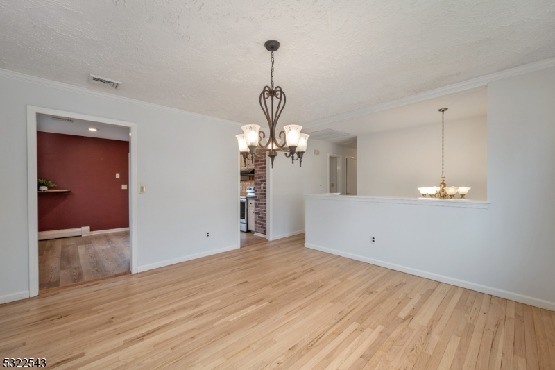 BARRY LAKES - Residential