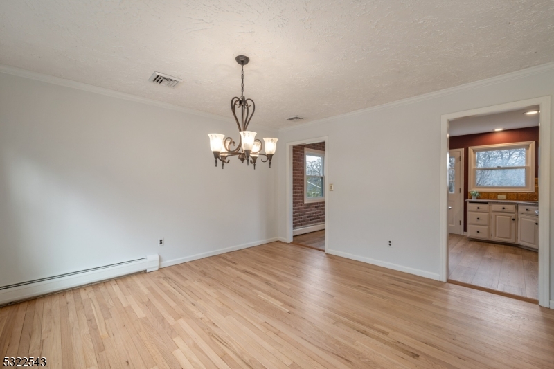 BARRY LAKES - Residential