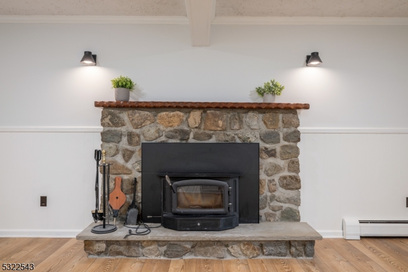 BARRY LAKES - Residential