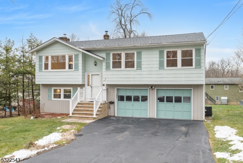 BARRY LAKES - Residential