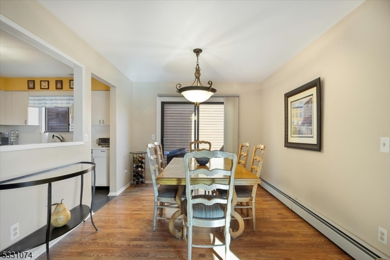 16 Fox Hunt Dr