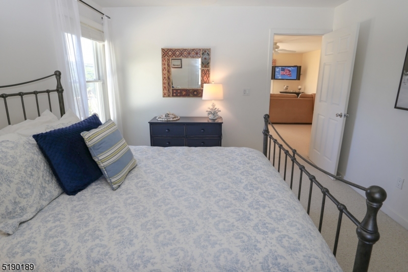 LoveLadies - Residential