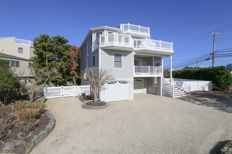 LoveLadies - Residential