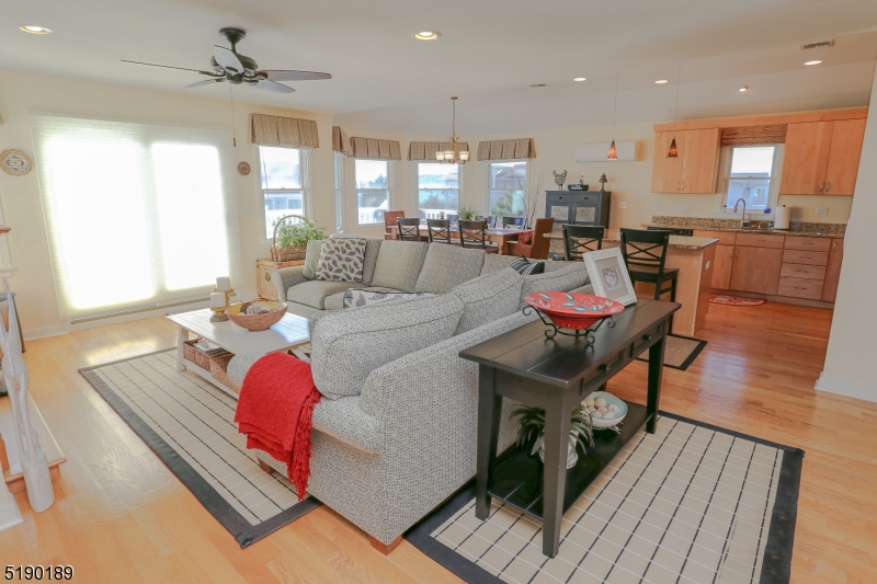 LoveLadies - Residential