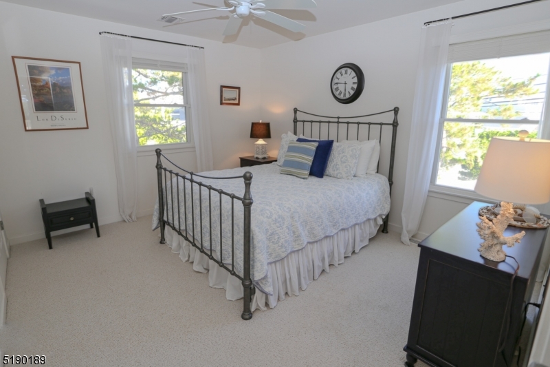 LoveLadies - Residential