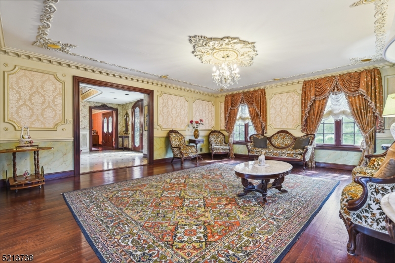 Chestnut Hill - Residential