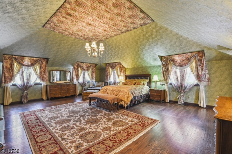 Chestnut Hill - Residential