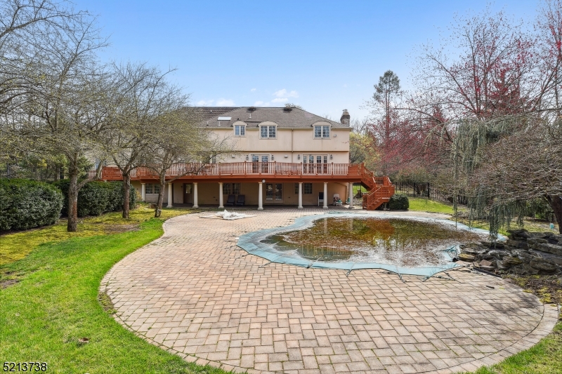 Chestnut Hill - Residential