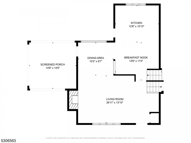 Main image without alt text