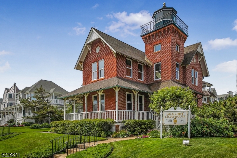 Crescent Park - Residential