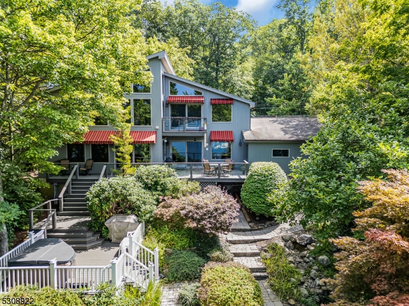 GREEN POND - Residential