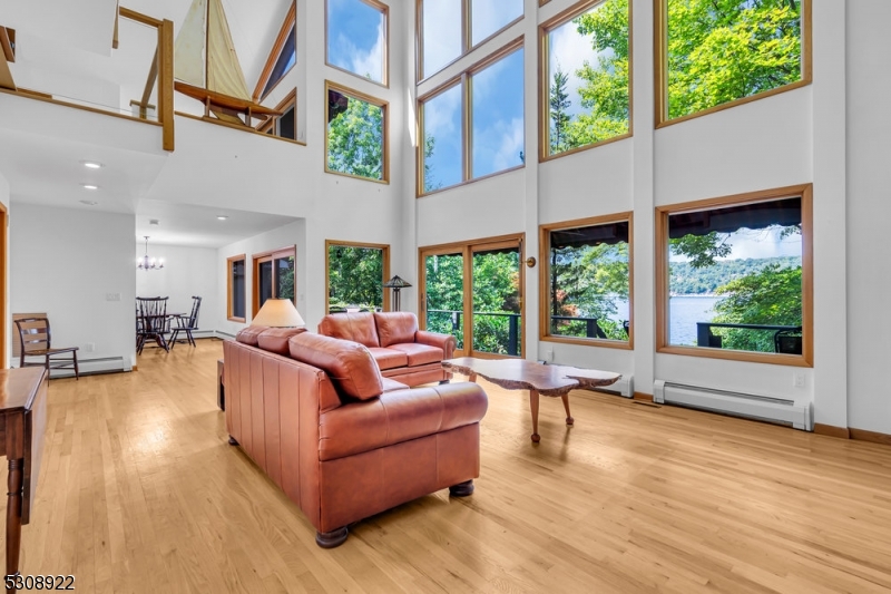 GREEN POND - Residential