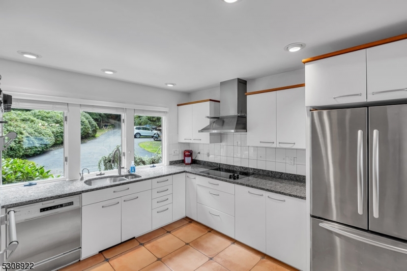 GREEN POND - Residential