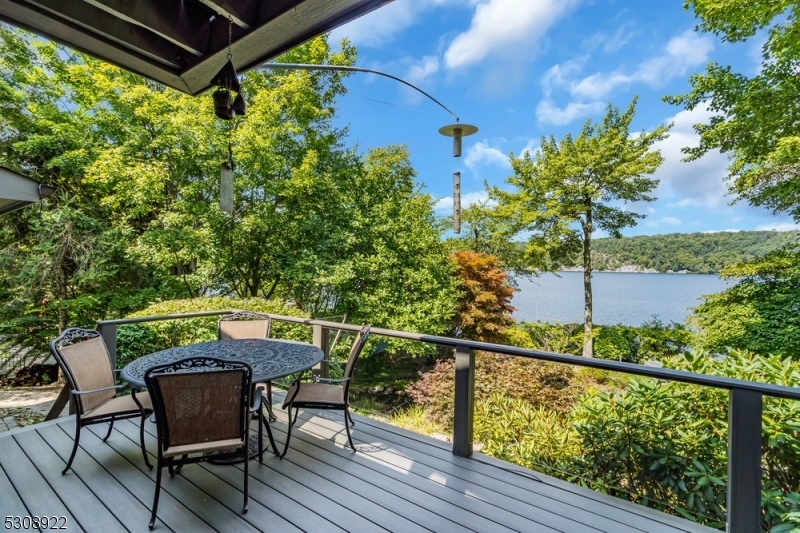 GREEN POND - Residential