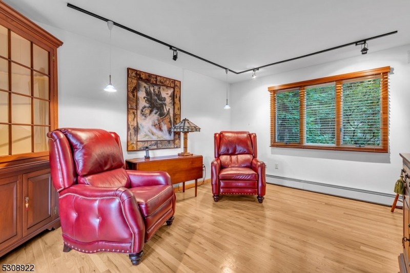 GREEN POND - Residential