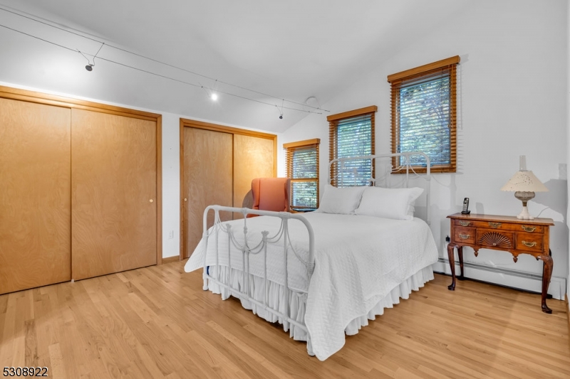 GREEN POND - Residential