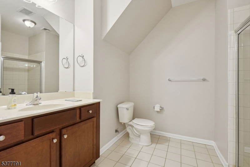 Waterview Ct - Residential Lease