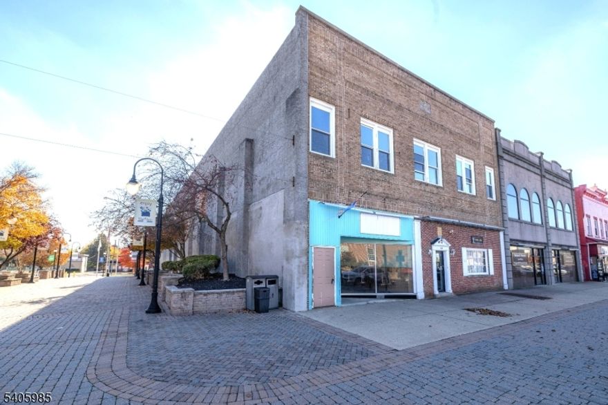 Positioned along a major thoroughfare, this expansive property offers outstanding visibility, strong daily traffic, and close proximity to a vibrant mix of local businesses. Delivered vacant and ready for redevelopment, the space provides a versatile footprint ideal for retail, office, or mixed-use concepts. The flexible layout allows for a wide range of configurations, while the ample rear parking ensures convenience for customers, clients, and staff. A standout opportunity in a high-exposure location-perfect for investors, developers, and business owners looking to bring their vision to life.