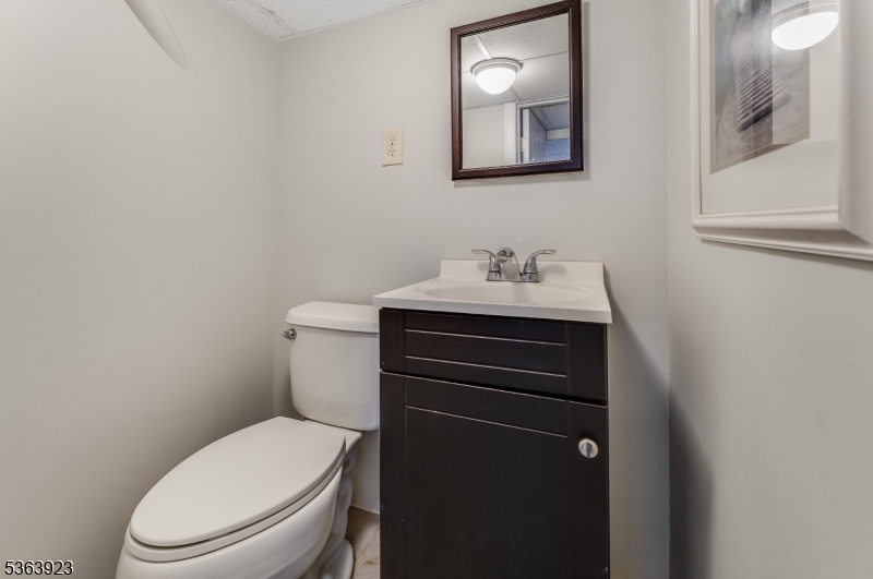 Randolph Twp., New Jersey 07869, United States, 3 Bedrooms Bedrooms, ,3 BathroomsBathrooms,Residential,Coming Soon,148753