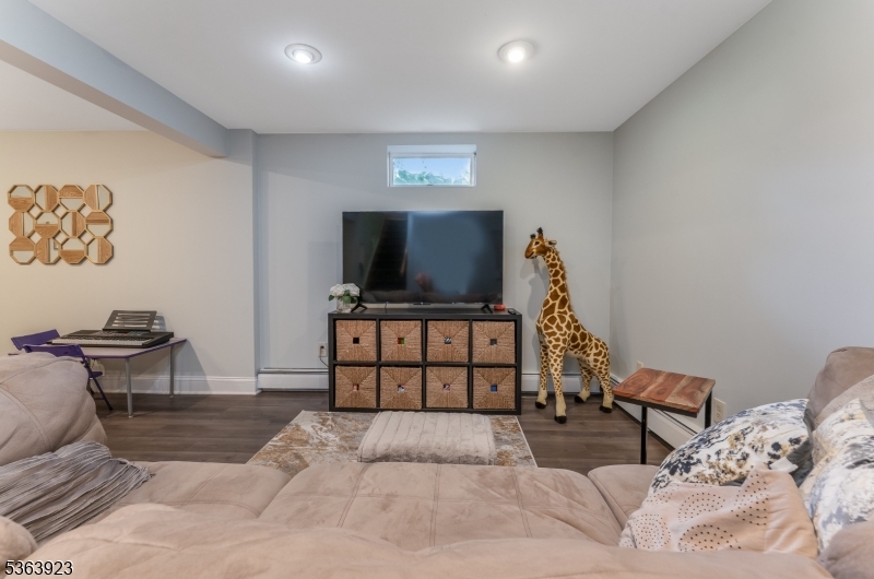 Randolph Twp., New Jersey 07869, United States, 3 Bedrooms Bedrooms, ,3 BathroomsBathrooms,Residential,Coming Soon,148753