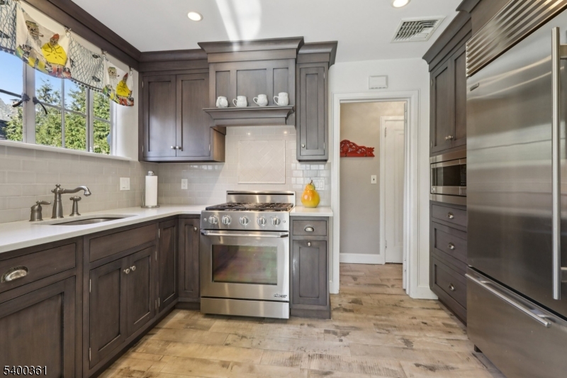 Cheelcroft Section - Residential