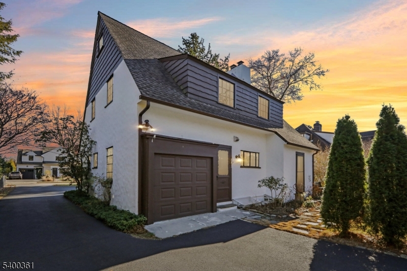 Cheelcroft Section - Residential