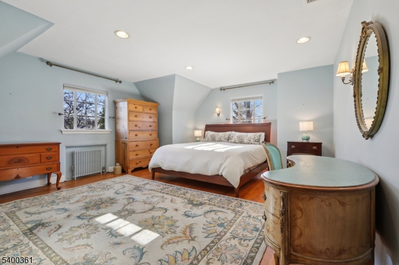 Cheelcroft Section - Residential