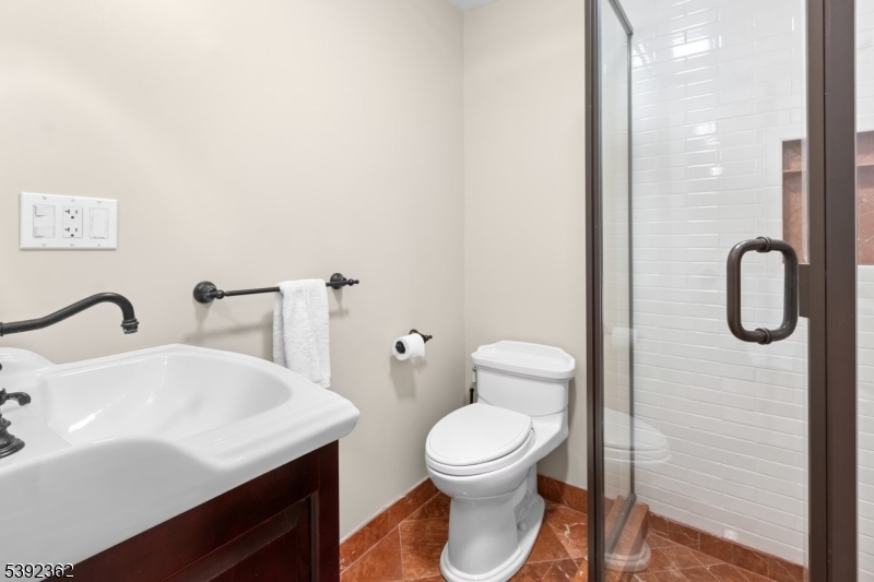 Summit East - Residential