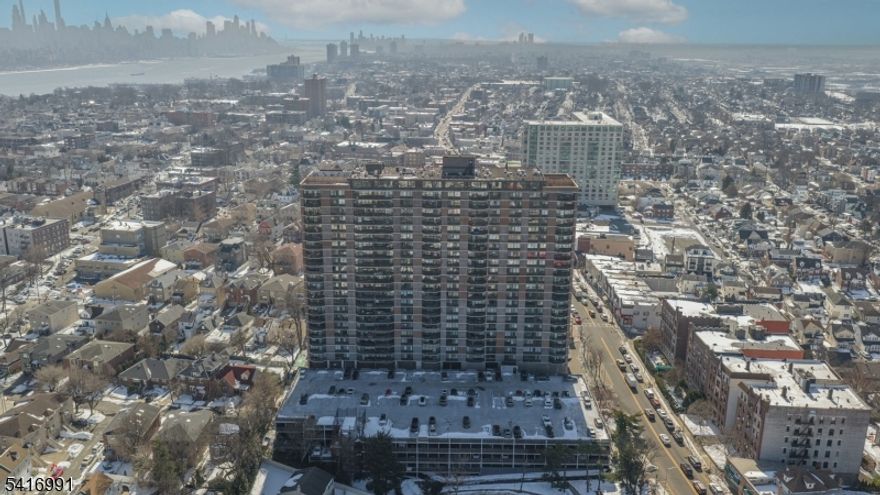 Luxury living in this beautiful 1 bedroom 1 bathroom condo located on the 14th floor of The Greenhouse!! Incredible NYC Skyline views and lots of natural sunlight! Kitchen features granite countertops and open floor plan into the living/dining room! Ample closet space with two walk in closets! Large bedroom! All utilities, cable/internet, TWO parking spaces (one covered space in the garage and one outdoor space) and amenities (24 hr security, gym, outdoor pool, pickleball court, sauna, community room, pet friendly) are ALL included.