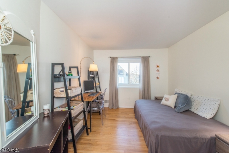 Hastings Square - Residential