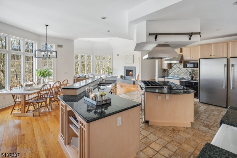 Burnheade on the Lake - Residential