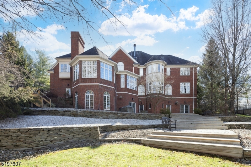 Burnheade on the Lake - Residential