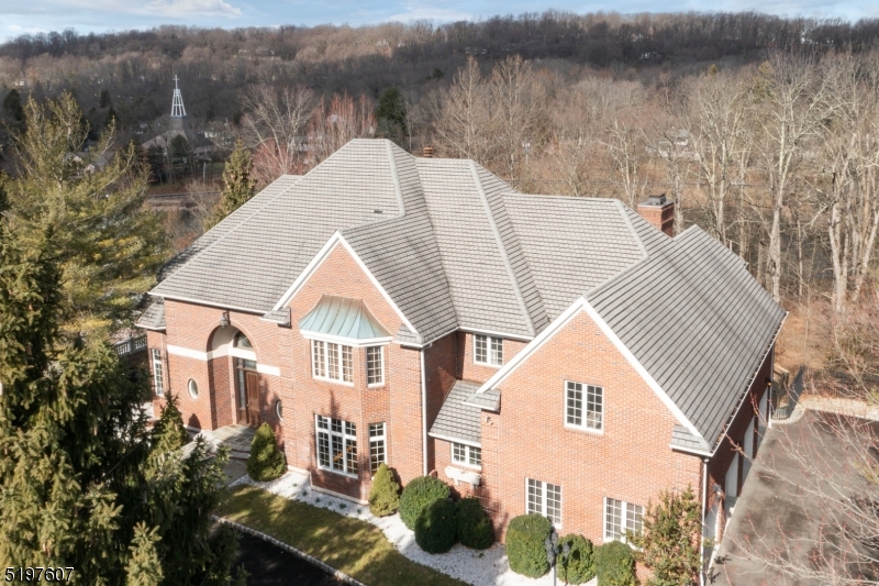 Burnheade on the Lake - Residential