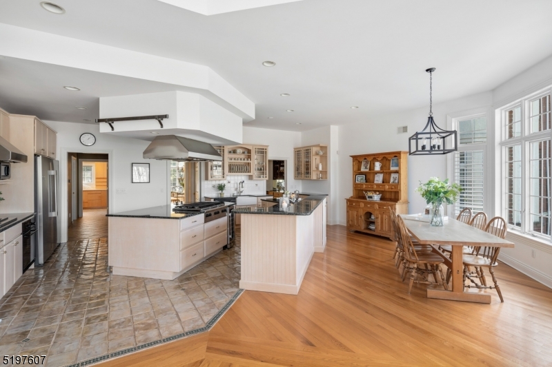 Burnheade on the Lake - Residential