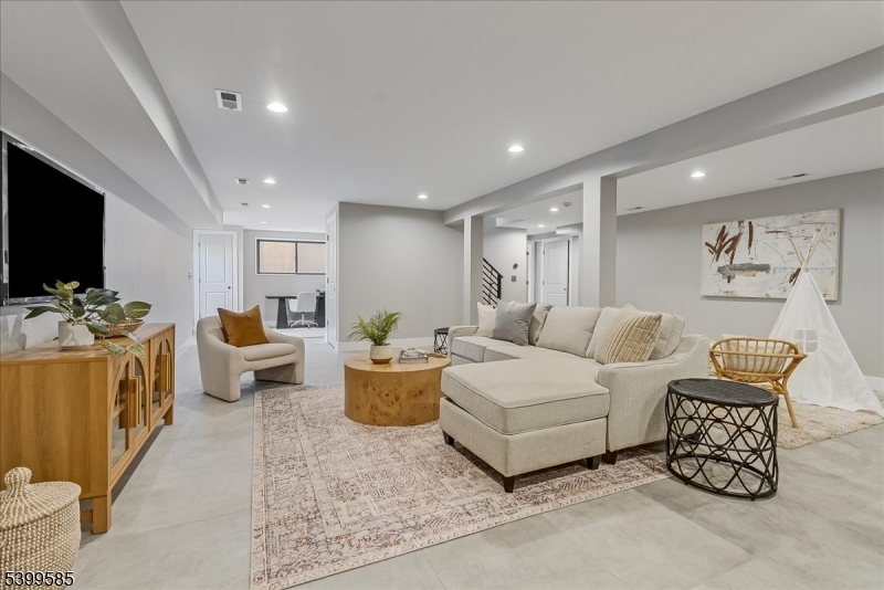 Walnut/Watchung - Residential