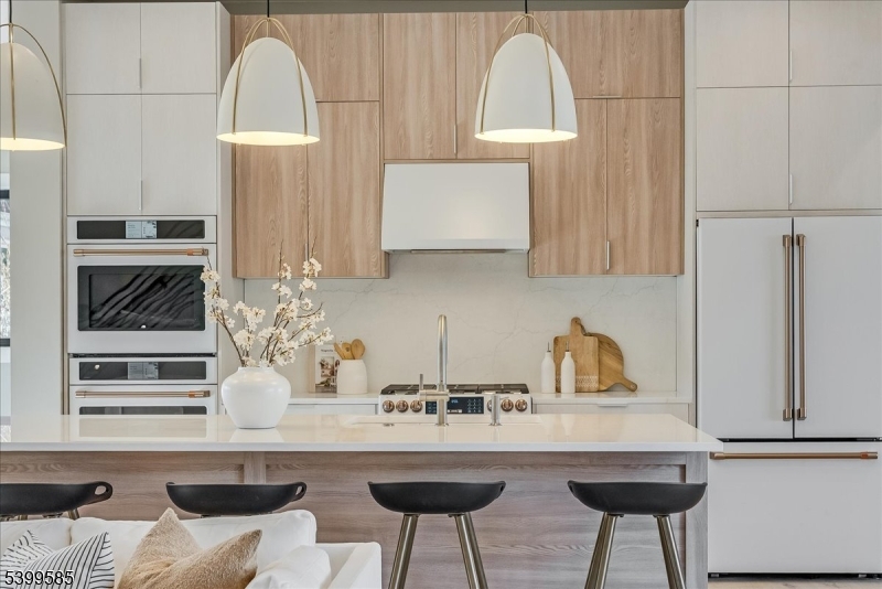 Walnut/Watchung - Residential