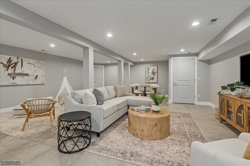 Walnut/Watchung - Residential