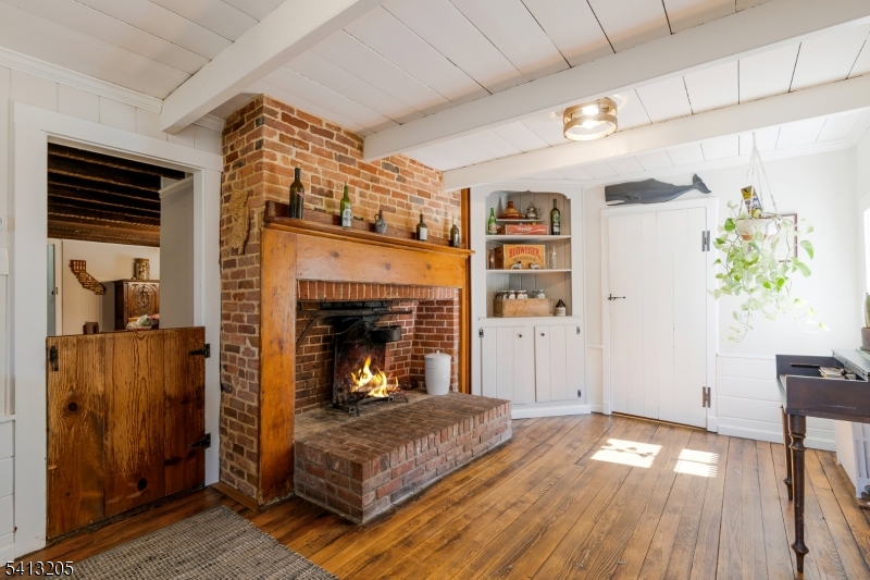 Neshanic Station - Residential